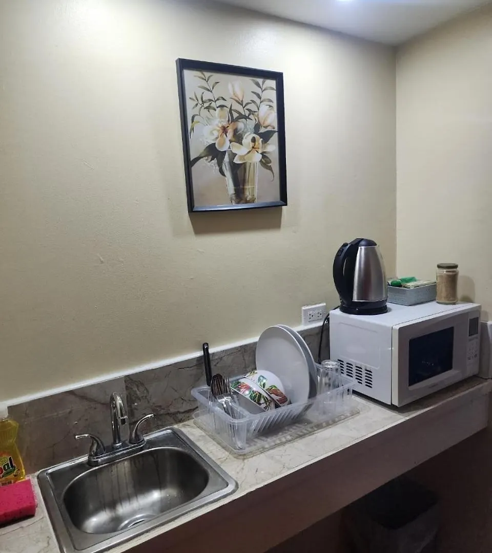 Aparthotel Pearl Of The City Tropical Pearl Kingston